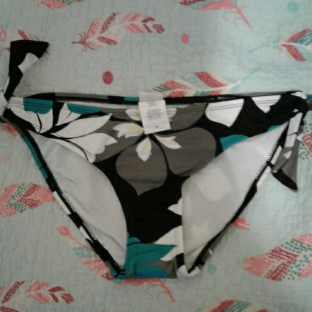 Bikini bottoms
